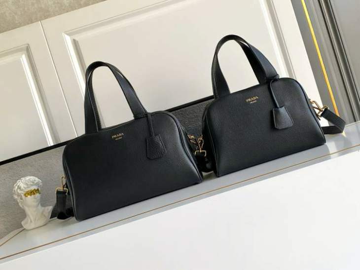 Picture of Prada Handbags _SKUfw222105451fw